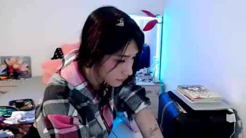 Catherine XXX online show from February 17, 11:01 pm