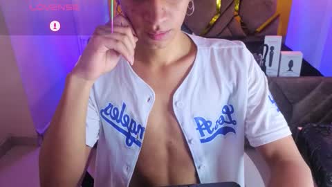 dom_veneno online show from December 1, 5:59 pm