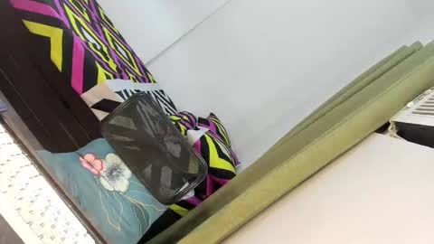 Snapshot of domina_angela chatting on October 16, 6:29 pm ANGELA online show from October 16, 6:29 pm