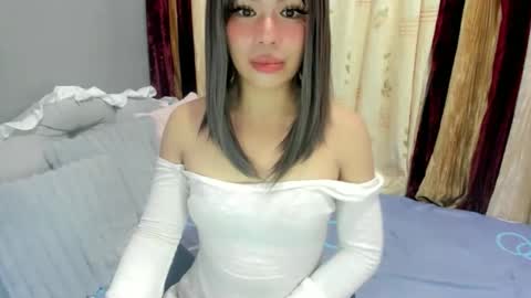 miss. Erika online show from January 11, 11:50 am