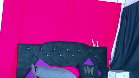 Dulce Alexandra online show from June 9, 9:25 pm