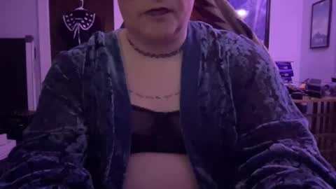 dylanesque27 online show from May 5, 1:55 am