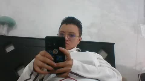 eden_jupiters online show from October 28, 4:32 am