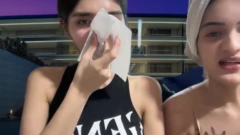 Emerald online show from October 27, 4:48 pm