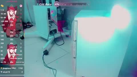 EmillySaenz online show from July 28, 3:21 pm