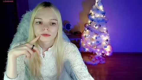 Lia online show from December 27, 1:00 am