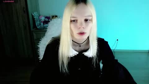 Lia online show from February 9, 8:24 pm