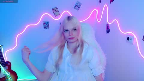 Lia online show from October 19, 5:05 pm