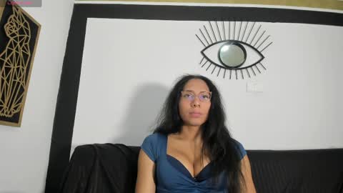 Emily online show from April 19, 11:22 am