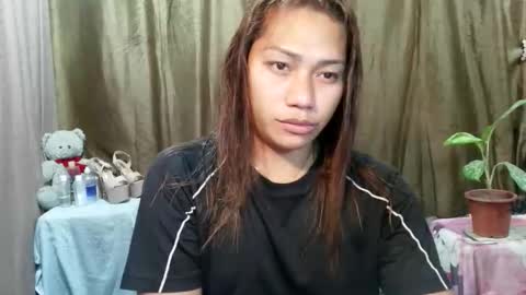 Jeniegh online show from April 15, 10:09 am