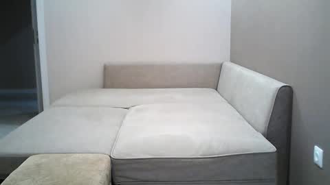 betty online show from November 25, 8:38 am