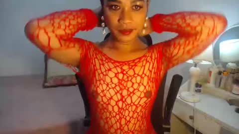 erika_madrigal online show from February 3, 12:58 am