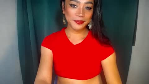 erika_madrigal online show from November 16, 11:26 pm