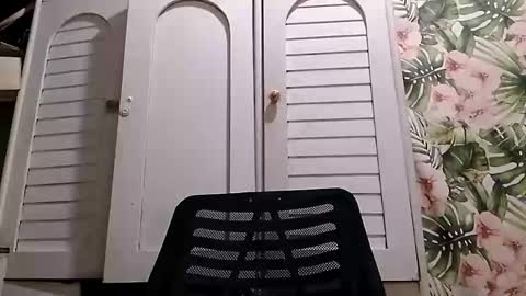 eroticcock69_miranda online show from February 20, 10:39 am