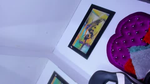 evanllelyne online show from February 13, 12:23 pm