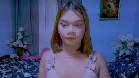 I DO EVERTHING U WANT BECAUSE IM EXTREME LIAN online show from July 26, 4:47 pm
