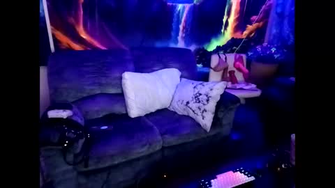 fairy_moan online show from November 19, 2:00 am