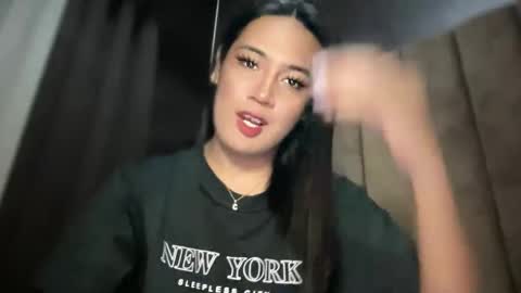 Snapshot of fallon_empress chatting on February 16, 10:10 pm callmecindy online show from February 16, 10:10 pm