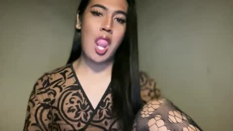 Snapshot of fallon_empress chatting on September 24, 1:55 am callmecindy online show from September 24, 1:55 am