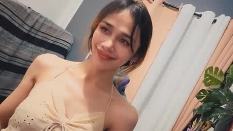 Snapshot of familystroke_twinny8 chatting on October 1, 11:33 am Alexandra x Alexandro online show from October 1, 11:33 am