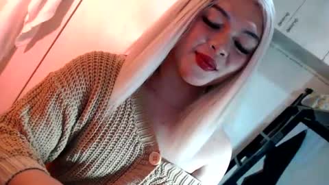 DANIELLA - DONT FORGET TO GIVE ME A THUMBSU UP online show from July 6, 2:24 pm