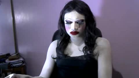 Farrah online show from December 30, 8:04 pm