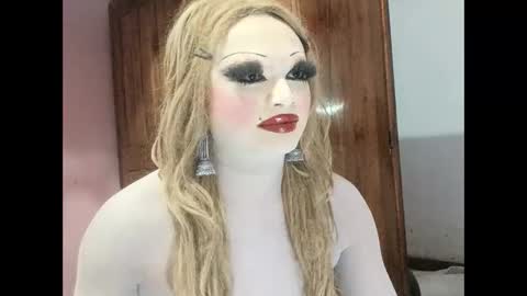 Farrah online show from January 31, 9:02 pm