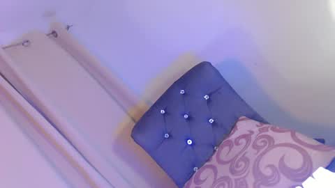 femboy_veronica online show from June 25, 7:12 am