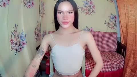 AMELIA online show from April 8, 3:24 pm