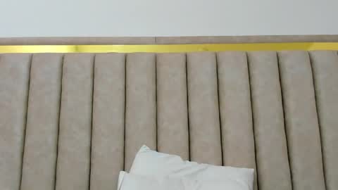 FreyaMoller  online show from March 22, 7:07 pm