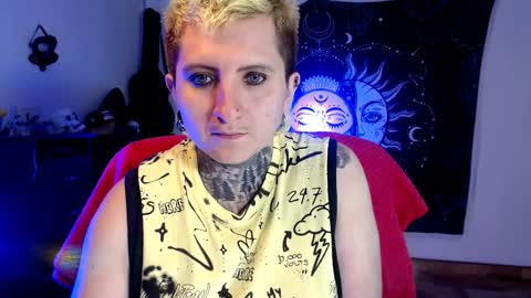 Snapshot of ftmblueyes chatting on January 14, 1:36 am HEHIM online show from January 14, 1:36 am