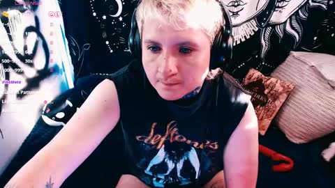          HEHIM  online show from May 20, 11:49 am