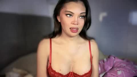 ella online show from January 8, 11:31 pm