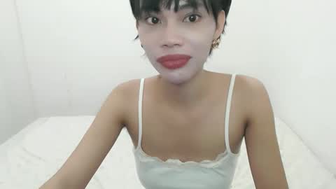 Snapshot of fuckingsexy143 chatting on October 3, 2:11 am fuckingsexy143 online show from October 3, 2:11 am