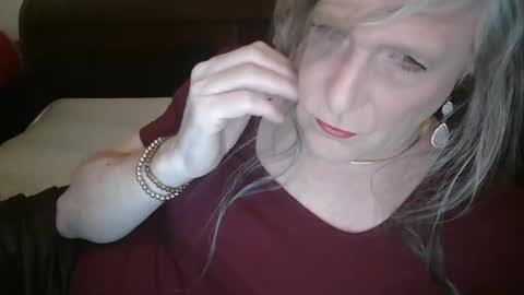 Jessie Love online show from December 23, 10:32 am