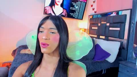 Snapshot of gio_gray chatting on October 20, 10:51 am gio_gray online show from October 20, 10:51 am
