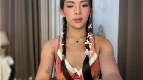 queen ronna online show from March 6, 7:36 am