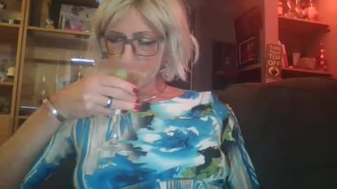 Snapshot of girlinrock chatting on September 15, 12:48 am Girlinrock online show from September 15, 12:48 am