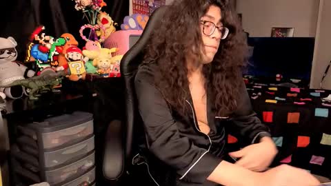 glaceon9 online show from October 27, 5:54 pm