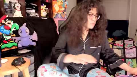 glaceon9 online show from January 11, 8:10 am