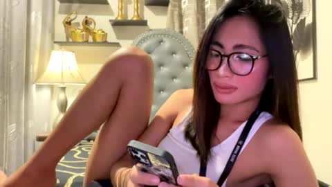 gleiahong online show from July 3, 4:02 pm