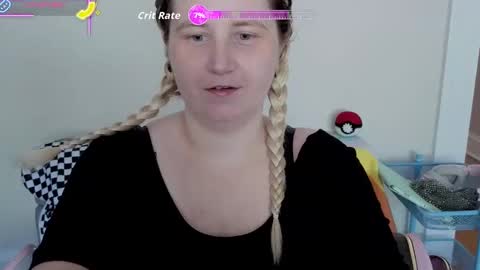 Glitch online show from September 18, 3:39 pm