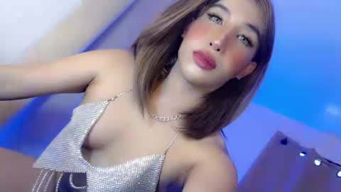 Snapshot of goddess_kitty1 chatting on February 19, 3:28 am KITTY online show from February 19, 3:28 am