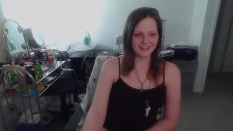 Goddess of Insanity online show from May 26, 2:58 pm