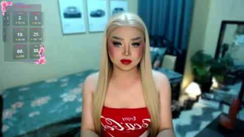 NATALIE HEART online show from June 22, 2:36 pm