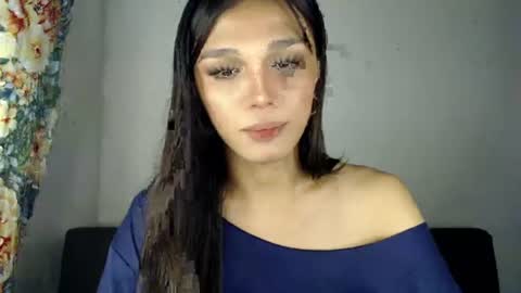 Lily is Gold online show from July 17, 5:35 am