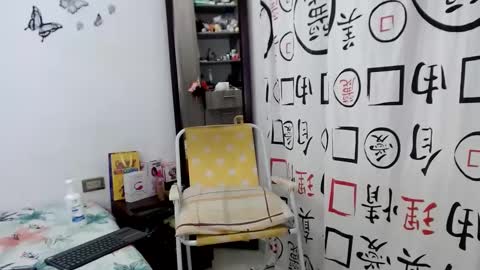 Valentina online show from February 7, 4:35 pm