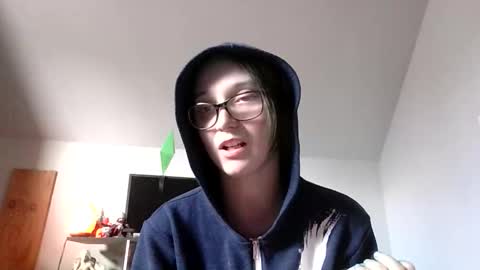 gooeypixie online show from March 6, 7:08 pm