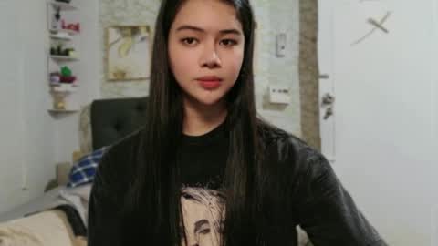 geneviev online show from June 14, 10:38 am