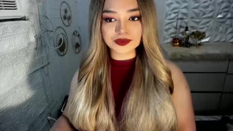 Snapshot of gorgeousamandarose chatting on October 13, 5:09 am Amanda rose online show from October 13, 5:09 am